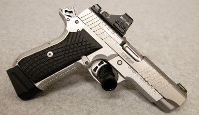Kimber ~ KDS9C ~ 9 mm - Image 1 of 2