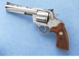 Colt Anaconda First Edition, Cal. .44 Magnum, 6 Inch Barrel, Bright Stainless
- 3 of 4