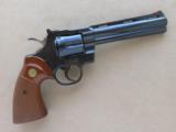 Colt Python, Cased, Cal. .357 Magnum
6 Inch barrel, Blue Finished
SOLD
- 5 of 9