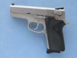 Smith & Wesson Model 3913 Compact Stainless, Cal. 9mm
SOLD - 1 of 7