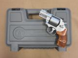 Smith & Wesson Performance Center Model
629-6, Cal. .44 Magnum, 2 1/2 Inch Barrel, Stainless, Back Pack Gun
SOLD - 1 of 6