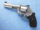 Smith & Wesson Model 625-2 "45 CAL MODEL of 1988", Cal. .45 ACP, 5 Inch Barrel, Matte Stainless - 2 of 6