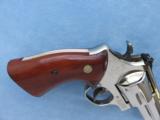 Smith & Wesson Model 29-2, 6 1/ 2 Inch, Cal. .44 Magnum, Nickel
SOLD - 5 of 6