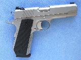 Dan Wesson "Valor" 1911 Commander Size Rig, Cal. .45 ACP
SOLD - 3 of 11