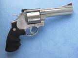 Smith & Wesson Model 629-4
Classic, Cal. .44 Magnum, 5 Inch Heavy Barrel, Stainless 629 - 9 of 11