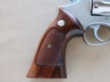 Early Smith & Wesson Model 686 Distinguished Combat Magnum .357 Revolver w/ Box & Inserts - 9 of 25