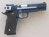 Smith & Wesson Model 945 Performance Center, Cal. .45 ACP
SOLD - 2 of 9