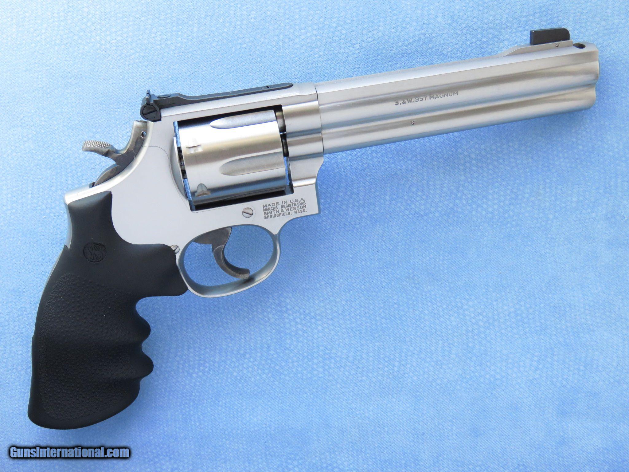 Smith And Wesson Model 686 Distinguished Combat Magnum Power Port Cal 357 Magnum