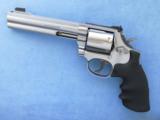 Smith & Wesson Model 686 Distinguished Combat Magnum Power Port, Cal. .357 Magnum
- 1 of 8