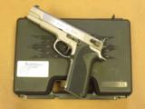Smith & Wesson 845 Model of 1998, Performance Center, Cal. .45 ACP - 1 of 8