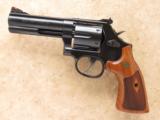 Smith & Wesson Model 586 Classic, Cal. .357 Magnum, 4 Inch Barrel, Blue Finished - 8 of 11