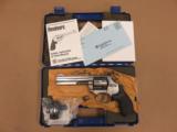 Smith & Wesson Model 686 .357 Magnum Pre-Lock 7-Shot Revolver w/ 5" Barrel, Hi-Viz Sight, Round Butt, & Orig. Box Etc. - 25 of 25
