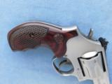 Smith & Wesson Model 686 Plus Deluxe 3", Cal. .357 Magnum - 6 of 11