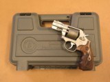 Smith & Wesson Model 986, Performance Center, Tuned Action, Cal. 9mm, with Box - 1 of 12