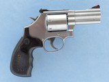 Smith & Wesson Model 686, 3 Inch Barrel, Cal. .357 Magnum, Stainless Steel Construction - 3 of 12