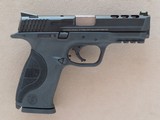 Smith & Wesson Performance Center M&P 9 with 4 1/4 Inch Ported Barrel, Cal. 9mm - 3 of 11