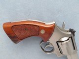 Smith & Wesson Model 686 Distinguished Combat Magnum, Cal. .357 Magnum, 6 Inch Barrel - 5 of 8