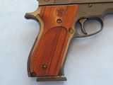 LNIB Smith & Wesson Performance Center Model 952-1 9MM Target Pistol **MFG. 2003** SOLD - 8 of 18