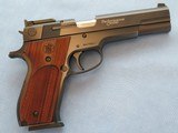 LNIB Smith & Wesson Performance Center Model 952-1 9MM Target Pistol **MFG. 2003** SOLD - 1 of 18