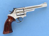 Smith & Wesson Model 19 Combat Magnum, Cal. .357 Magnum
PRICE:
$1,250 - 2 of 9