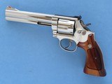 Smith & Wesson Model 586 Distinguished Combat Magnum, Cal. .357 Magnum, Nickel SOLD - 7 of 9