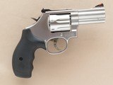 Smith & Wesson Model 686 Distinguished Combat Magnum, Cal. .357 Magnum, 3 Inch Barrel, New/Unfired SOLD - 3 of 8