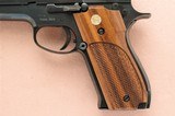 **1993 Last Year Production** Smith & Wesson Model 52-2 Pistol .38 Special Wadcutter w/ Original Box, Manual, Etc SOLD - 2 of 18
