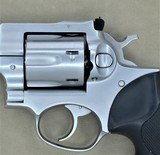 RUGER GP100 MANUFACTURED IN 1989 STAINLESS STEEL 4 INCH TARGET BARREL BOX, SHIPPING SLEEVE AND PAPERWORK SOLD - 6 of 21