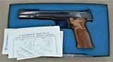 SMITH & WESSON MODEL 41 TARGET PISTOL IN 22LR WITH MATCHING BOX PAPERWORK AND CLEANING KIT - 3 of 18