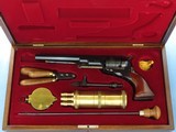 Cased Aldo Uberti Paterson with Loading Lever, Cal. .36 Percussion, Excellent Reproduction of the Colt Paterson Revolver - 2 of 18