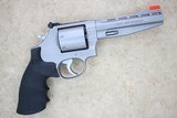 ****SOLD***Smith & Wesson Model 686 Plus Performance Center chambered in .357 Magnum w/ 5" Barrel & 7-Shot Cylinder ** Lightly Fired & Original B - 7 of 23