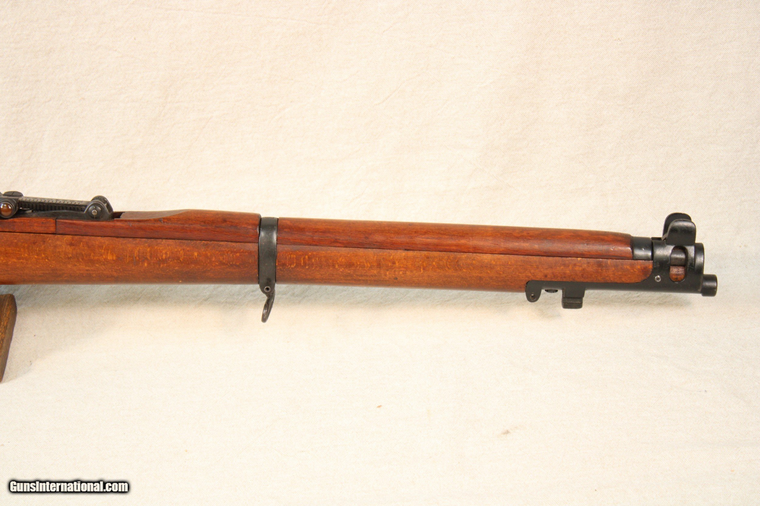 Used Lee Enfield Sht 22 IV* Trainer Bolt-Action 22 LR, 25 Barrel, Full  Military Wood, Dated 1916, Egyptian Markings, Matching Numbers, Good  Condition. Reliable Gun: Firearms, Ammunition & Outdoor Gear in Canada