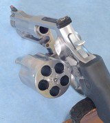 **SOLD**
Smith & Wesson Model 500 Chambered in 500 S&W Magnum w/ 4