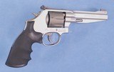 ** SOLD ** Smith & Wesson Model 986 Pro Series 7 Shot Revolver Chambered in 9mm **Excellent Condition - Box, Papers and one Moon Clip** - 4 of 12