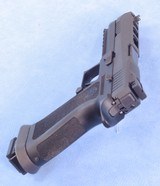 Sig Sauer P320 X5 Pistol Chambered in 9mm **Excellent Condition - Box, Paperwork and (4) 21 Round Magazines** - 5 of 11