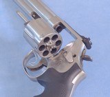 ** SOLD ** Smith & Wesson Model 686-6 Double Action Revolver in .357 Magnum **Excellent Condition - Very Lightly Used** - 12 of 15