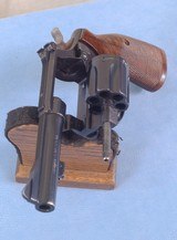 Smith & Wesson Pre Model 15 Double Action Revolver in .38 Special **Herrett Grips - Mfg 1952 - Presentation Box** - 17 of 18