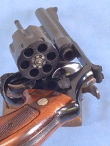 ** SOLD ** Smith & Wesson Model 27-2 Revolver in .357 Magnum **Pinned Barrel - Mfg 1976 - Outstanding Model 27 - Presentation Box** - 14 of 19