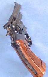 ** SOLD ** Smith & Wesson Model 27-2 Revolver in .357 Magnum **Pinned Barrel - Mfg 1976 - Outstanding Model 27 - Presentation Box** - 4 of 19