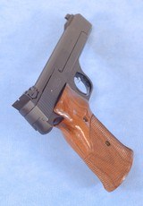 ***SOLD***Smith & Wesson Model 41 Semi Auto Target Pistol in .22 LR **Mfg 1981 - Excellent Condition - Classic Target Pistol** - 4 of 12