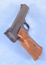 ***SOLD***Smith & Wesson Model 41 Semi Auto Target Pistol in .22 LR **Mfg 1981 - Excellent Condition - Classic Target Pistol** - 5 of 12