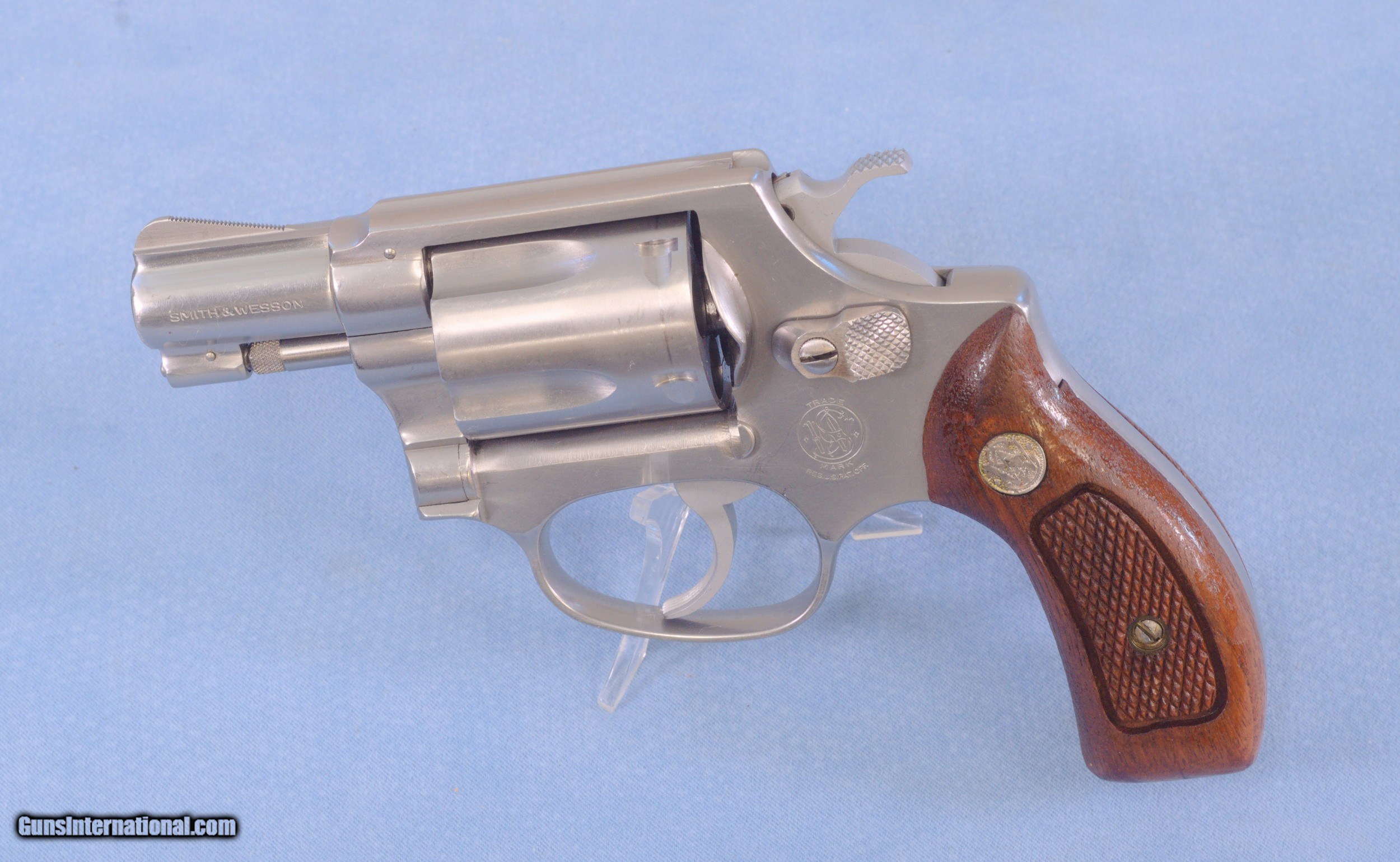 Sold Smith And Wesson Model 60 Chiefs Special Stainless Revolver Chambered In 38 Special 3051