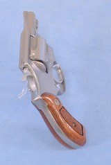 ** SOLD ** Smith & Wesson Model 60 Chiefs Special Stainless Revolver Chambered in .38 Special **Minty - Mfg 1976 - No Lock** - 4 of 12