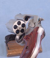 Smith & Wesson Model 60-14 "Lady Smith" Double Action Revolver Chambered in .357 Magnum **Very Nice Condition - Beautiful Wood Grips - 17 of 18