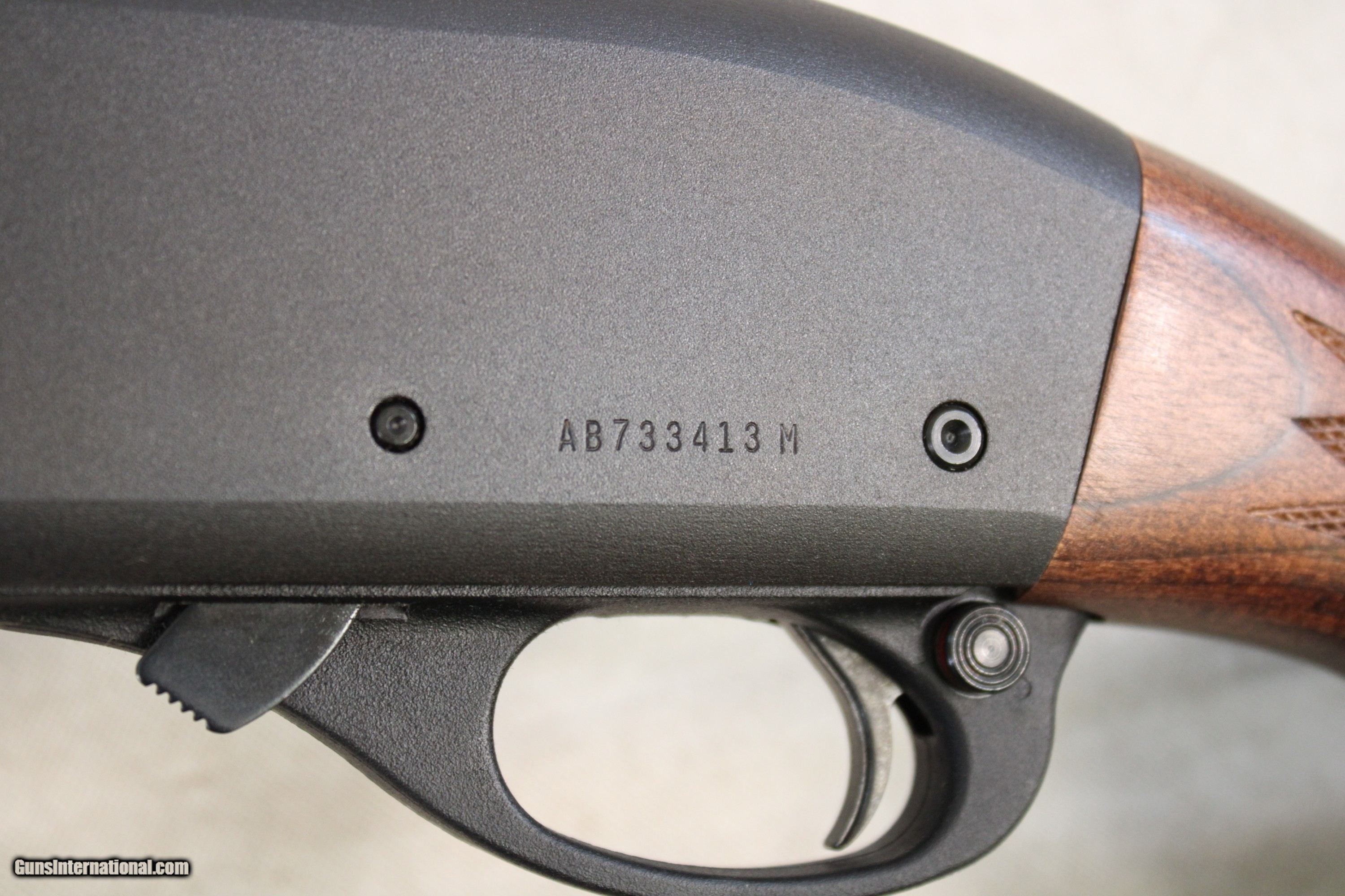 Remington 870 12 Gauge PumpAction Shotgun w/ 28" Vent Rib Barrel