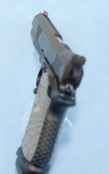 Wilson Combat EDCX9L Semi Auto Pistol in 9mm **Double Stack - Pouch and 2 Magazines** - 7 of 21