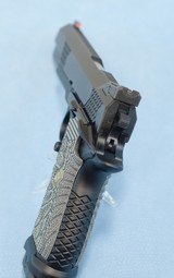 Wilson Combat EDCX9L Semi Auto Pistol in 9mm **Double Stack - Pouch and 2 Magazines** - 6 of 21