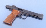 **SOLD**Smith & Wesson Model 41 Semi Auto Target Pistol in .22 LR **Excellent Condition - Classic Target Pistol - Box and Papers** - 19 of 22