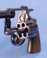 ** SOLD ** Colt Officers Model Revolver in .38 Special **Mfg 1925** - 18 of 21