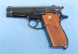 Smith & Wesson Model 39-2 Semi Auto Pistol in 9mm **Minty - 1st Gen Semi Auto** - 2 of 22
